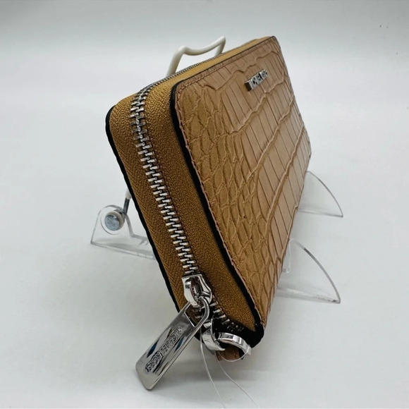 Michael Kors Large Continental Wallet Wristlet Leather - Picture 5 of 10